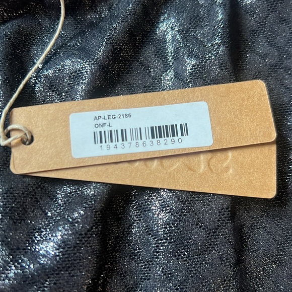 SKIMS Logo Mesh Foil Legging Onyx size L NWT - Picture 3 of 10